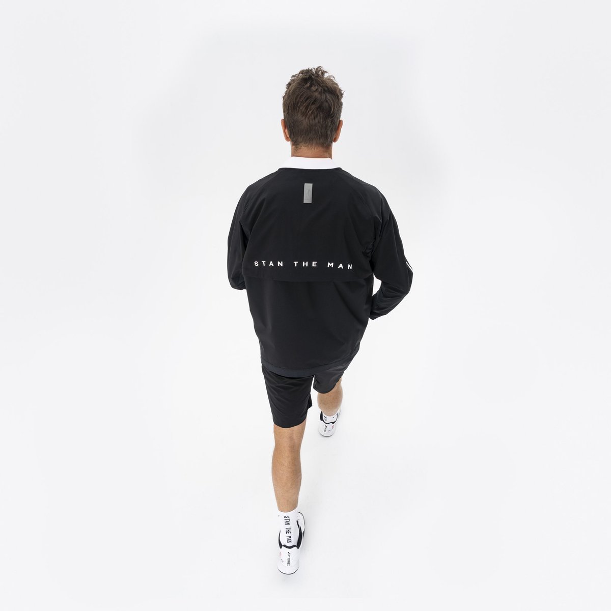 yonex_tennis's tweet photo. Inspired by @stanwawrinka, this collection blends function, performance and Stan’s signature focus.

Stan’s iconic backhand shot is featured on the back, with each stitch of fabric intended to minimize stress on the shoulders.

Made in Japan.
#YonexApparelInnovations https://t.co/mEnV3WjaTe