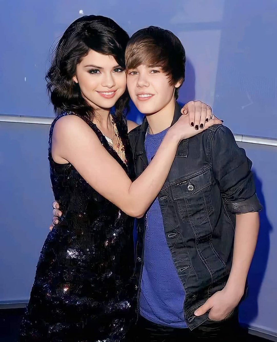 Rayeed0291's tweet image. whos best 😩 

#jailey #jelena
#JustinBieber #haileybieber #selenaGomez 
❤️❤️❤️