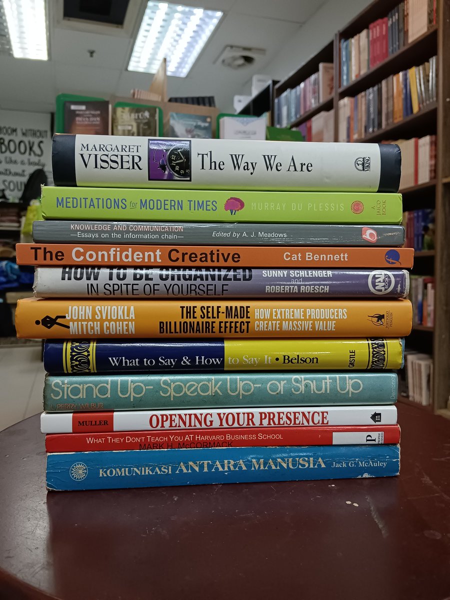 Pernah tertarik dengan rahsia kejayaan para usahawan? 
Atau ingin meningkatkan kemahiran komunikasi? 
Buku-buku ini ada jawapannya. Dapatkan dengan harga istimewa
shopee.com.my/biblioterpakai…