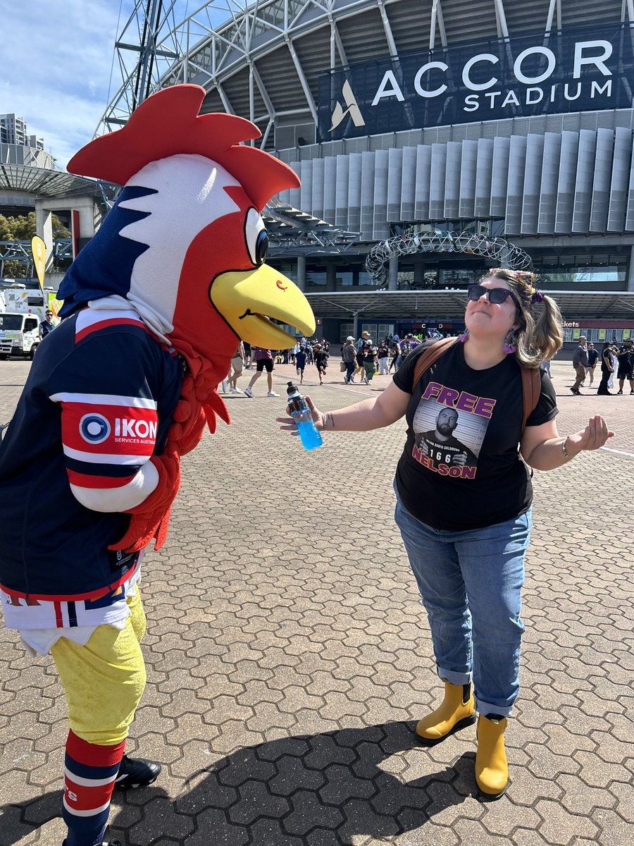 Jedikaa's tweet photo. I (purple and yellow) heart grand final day @storm 💜💛#NRLGrandFinal #nrlstormpanthers https://t.co/qLJQKtbU92