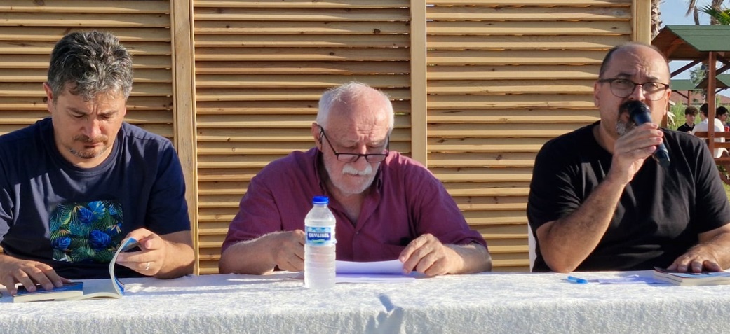 SAMANDAĞ'DA ÜÇ ŞAİRDEN SIMSICAK ŞİİR DİNLETİSİ <a href="/NebihNafile/">Nebih Nafile</a> 
hataygazetesi.com/ilce-haberleri…