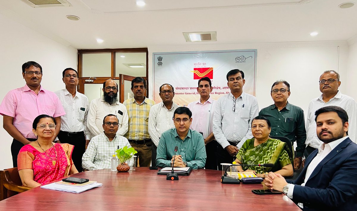 pmgnorthgujarat's tweet image. #Postmastergeneral Sh. Krishna kumar Yadav Chaired Divisional Heads &amp;amp; @IPPBOnline Manager Meeting to review the progress of #postalservices in HQ region at #Ahmedabad. Discussed status of #postaloperations and plans for activities during #NationalPostalWeek outlined.
#indiapost