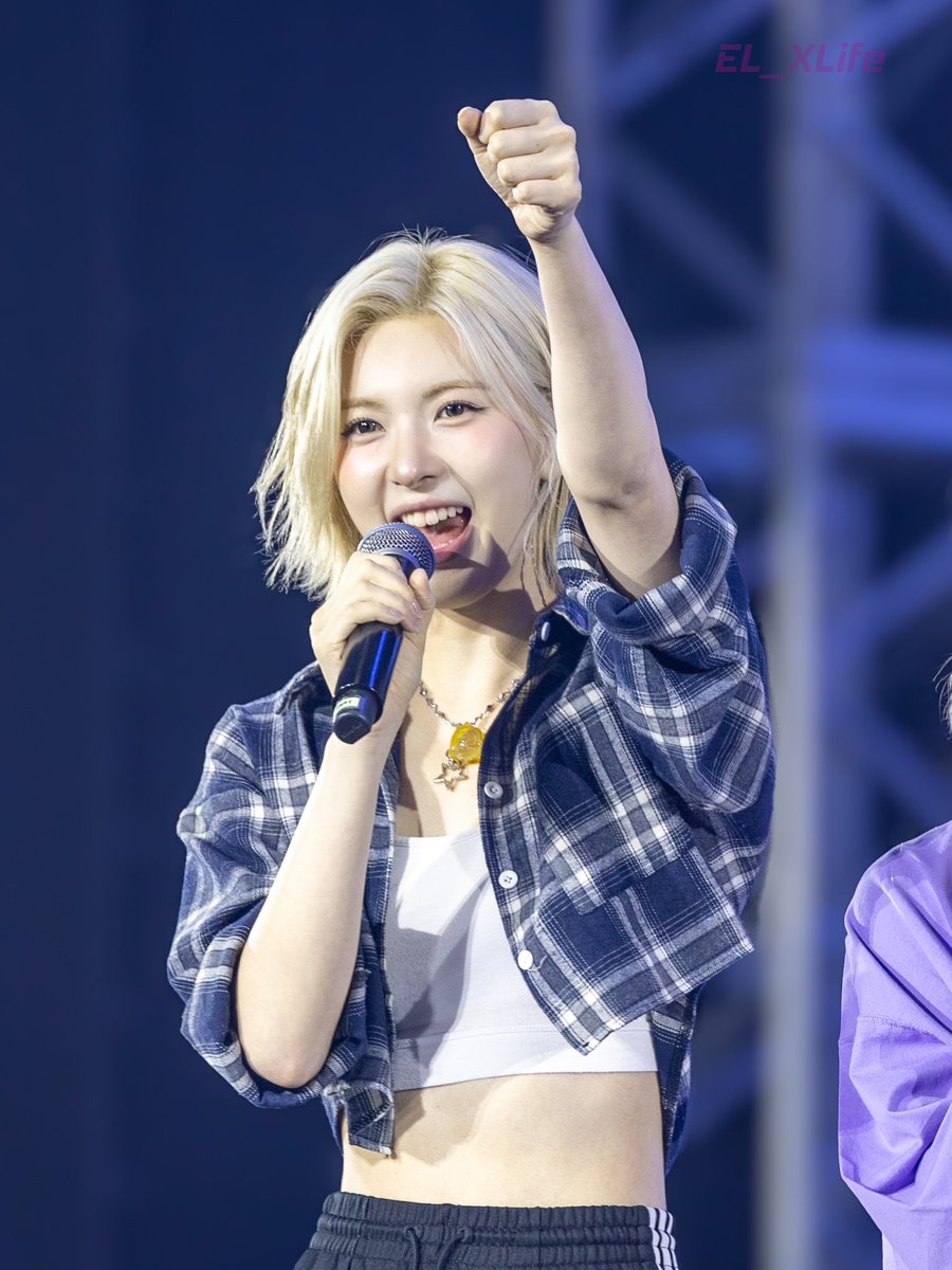 EL_XLife's tweet photo. 241006

#배이 #BAE #엔믹스 #NMIXX #NMIXX_LAB https://t.co/rx9AOK2KWF