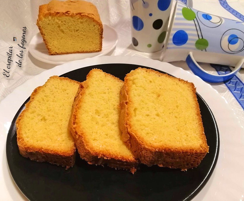 BIZCOCHO DE NATA Y VAINILLA elcrepitardelosfogones.com/bizcocho-de-na…