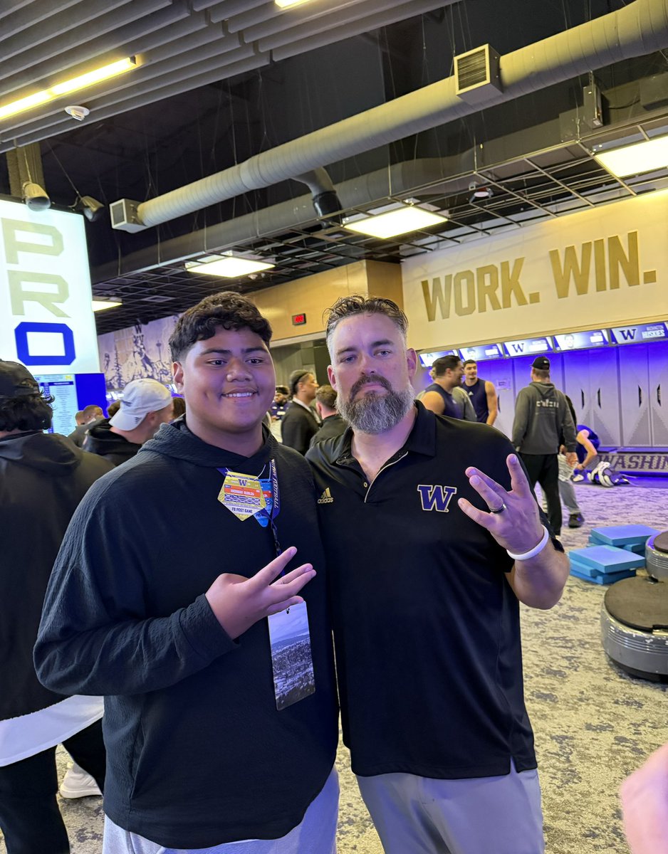 Noah Va’afuti Seufale (@noahseufale) on Twitter photo Truly blessed for <a href="/brennanpcarroll/">Brennan Carroll</a> and the University of <a href="/UW_Football/">Washington Football</a> for my first Division 1 offer. I’m also very grateful for all the coaches and my family who believed in me. Go Huskies! 🟣⚪️
<a href="/BrandonHuffman/">Brandon Huffman</a> <a href="/BlairAngulo/">Blair Angulo</a> @NilxGroup @On3Recruits <a href="/adamgorney/">Adam Gorney</a> <a href="/OremHSFootball/">Orem Tigers Football</a> Truly blessed for <a href="/brennanpcarroll/">Brennan Carroll</a> and the University of <a href="/UW_Football/">Washington Football</a> for my first Division 1 offer. I’m also very grateful for all the coaches and my family who believed in me. Go Huskies! 🟣⚪️
<a href="/BrandonHuffman/">Brandon Huffman</a> <a href="/BlairAngulo/">Blair Angulo</a> @NilxGroup @On3Recruits <a href="/adamgorney/">Adam Gorney</a> <a href="/OremHSFootball/">Orem Tigers Football</a>