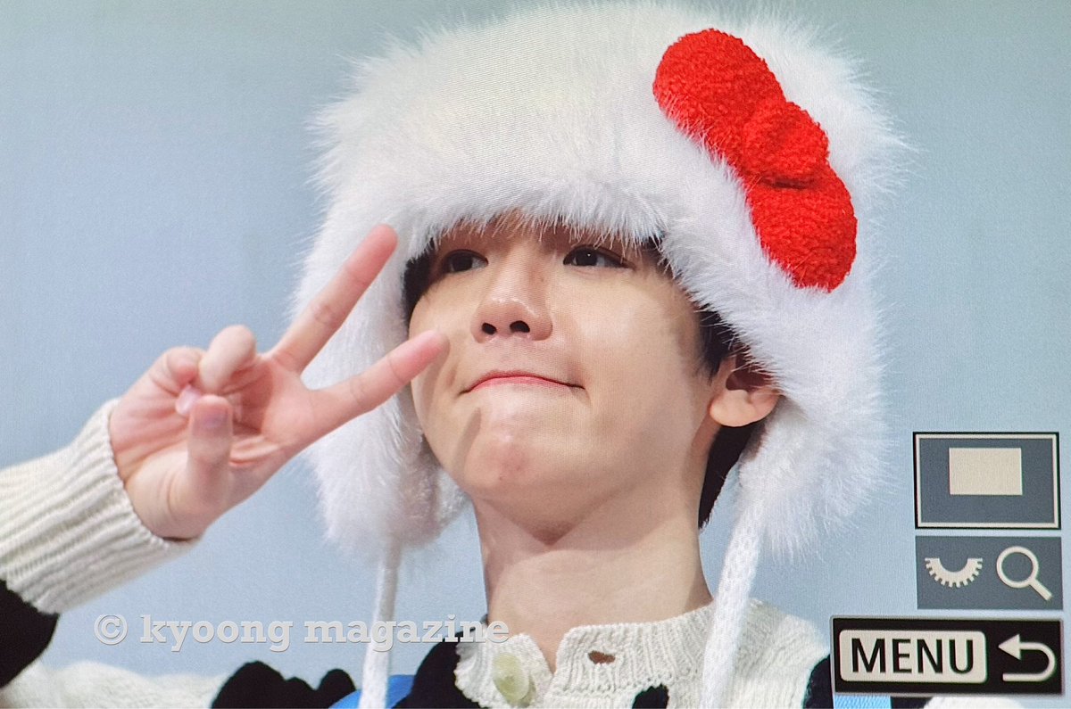 kyoongmaz56's tweet photo. 241006 Whoop Osaka 오늘도 카와이 배��짱'ㅅ'💛❤️
#백현 #BAEKHYUN @B_hundred_Hyun https://t.co/ykPnKKzbjI
