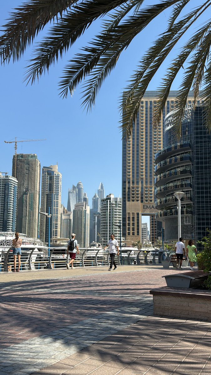 Sunday stroll #dubai 🇦🇪
