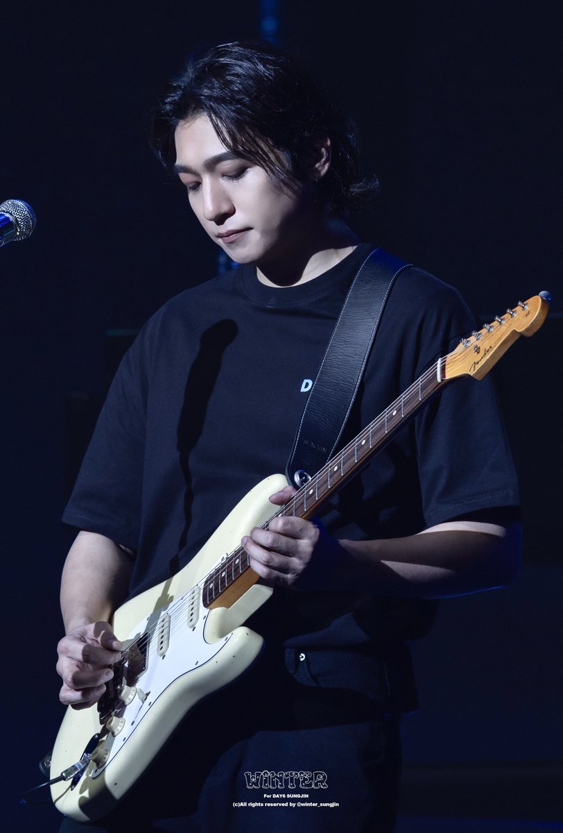 winter_sungjin's tweet photo. 🧸🤍
241005 DAY6 3RD WORLD TOUR <FOREVER YOUNG> in KUALA LUMPUR DAY1 #성진 #박성진 #SUNGJIN https://t.co/9XCawfc3hK