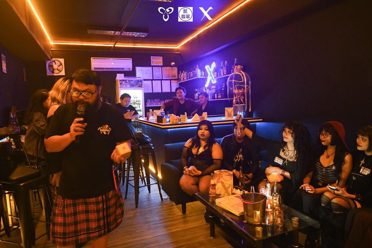 Yuhei_Teramoto's tweet photo. Cebu Bar Lounge X hosts various cosplay events and karaoke competitions every month!

It can be hired out at reasonable rates as a party venue, a social meeting place or a meeting room.

Please feel free to contact us for more information📩

Cebu Bar Lounge Xでは毎月、様々なコスプレイベントやカラオケ大会などを開催しています！

パーティー会場として、交流会の場所として、ミーティングルームとして、リーズナブルに貸切りが可能です。

お気軽にお問合せ下さい📩