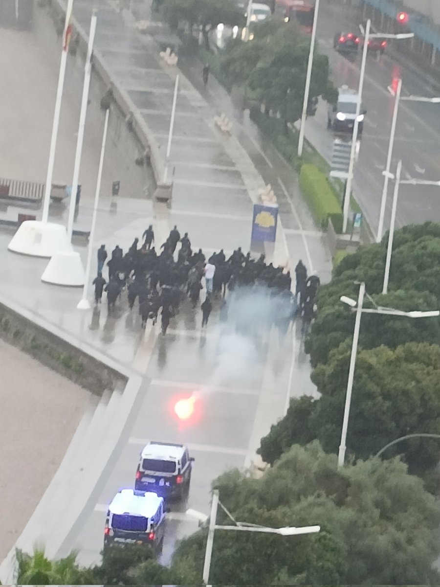 Ahora mismo, la otra cara del fútbol 
  <a href="/silcerino/">Silcerino</a> <a href="/EloyTP/">Eloy TP</a> <a href="/lavozdegalicia/">La Voz de Galicia</a> <a href="/laopinioncoruna/">La Opinión A Coruña</a> @idealgallego