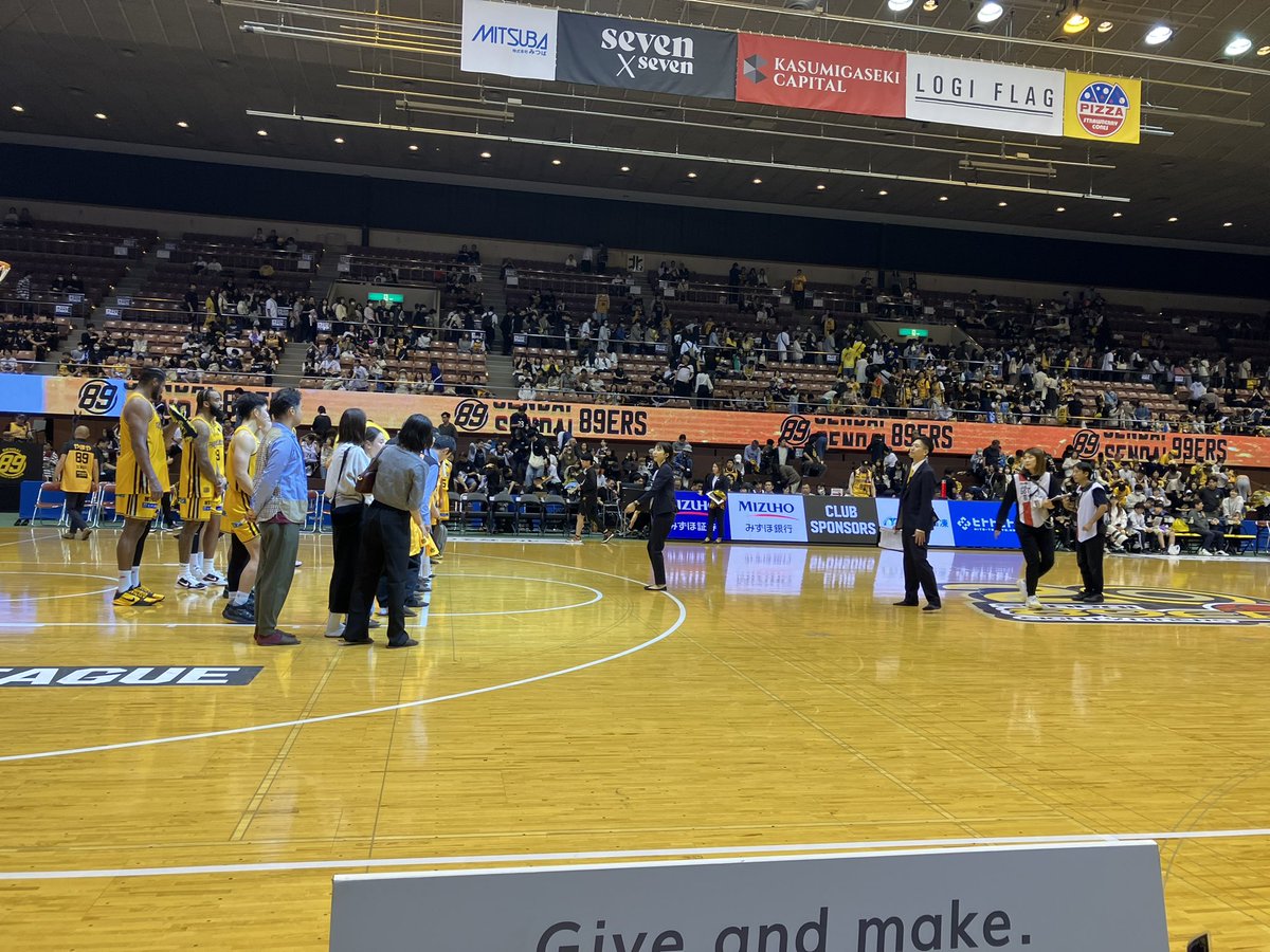 Masa (@masa) on Twitter photo 今シーズン初黄援
仙台 vs 横浜
初日(開幕)は、バスケットLIVEで見逃し配信で観戦。
2日目は、現地のカメイアリーナ。
二列目の良い席で、試合、応援の熱量を感じた試合。
 #89ers #バスケットLIVE 今シーズン初黄援
仙台 vs 横浜
初日(開幕)は、バスケットLIVEで見逃し配信で観戦。
2日目は、現地のカメイアリーナ。
二列目の良い席で、試合、応援の熱量を感じた試合。
 #89ers #バスケットLIVE