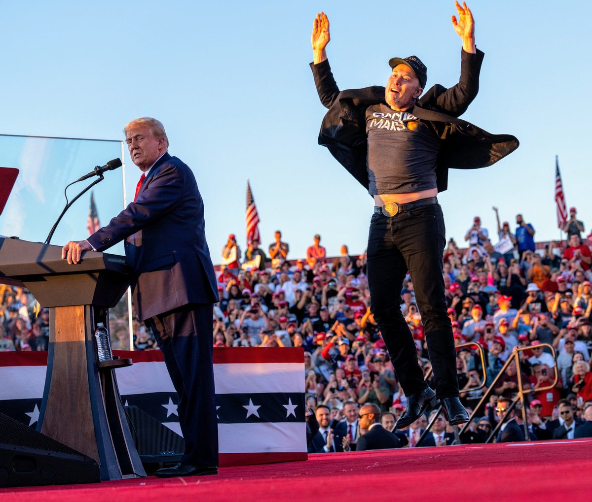 FredParras's tweet photo. Good Morning America!
#DonaldTrump #ElonMusk #Chucklefucks https://t.co/OYfThswLDB