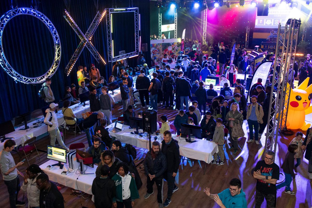 hug_huet's tweet photo. 👾 2800 personnes ont participé à la 3e édition d’Asnières Gaming ! 

À Asnières, nous sommes convaincus que l’Esport est à la fois un secteur d’avenir et un moyen de réunir, autour de leur passion, des jeunes de divers horizons. 

À l’année prochaine pour l’édition 2025 !👋🏻 https://t.co/JO5zxSZ0UU