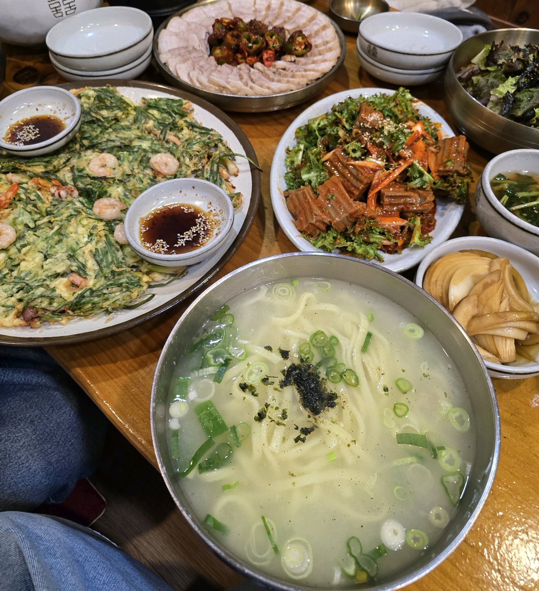 bot_lesserafim's tweet photo. [#김채원] Weverse Post

또 먹고싶다..

#KIMCHAEWON #CHAEWON #LE_SSERAFIM #르세라핌 https://t.co/dxUbrhghbx