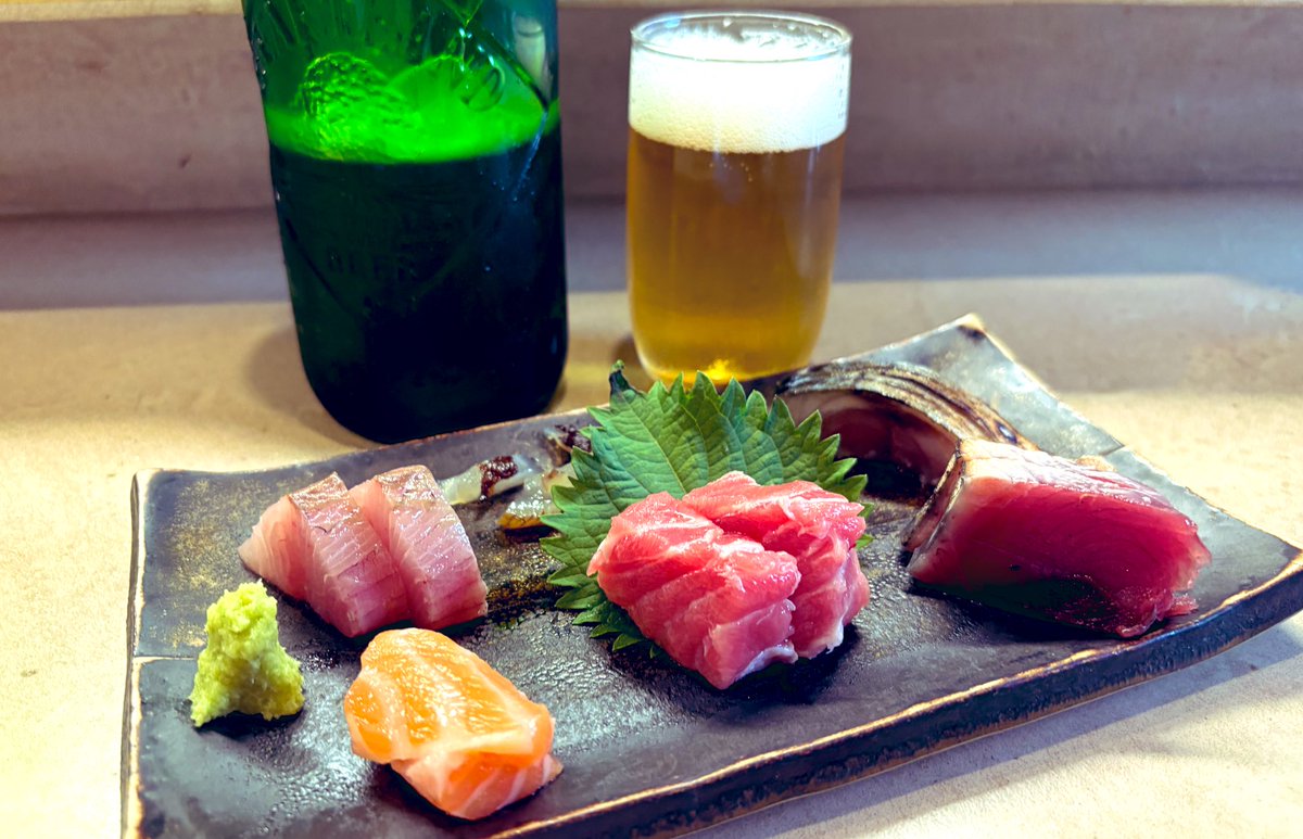 nomigachikuma's tweet image. 『三種お造り盛り合わせ』というメニュー名ですが、基本的にこれが出てきます…好きっ！！