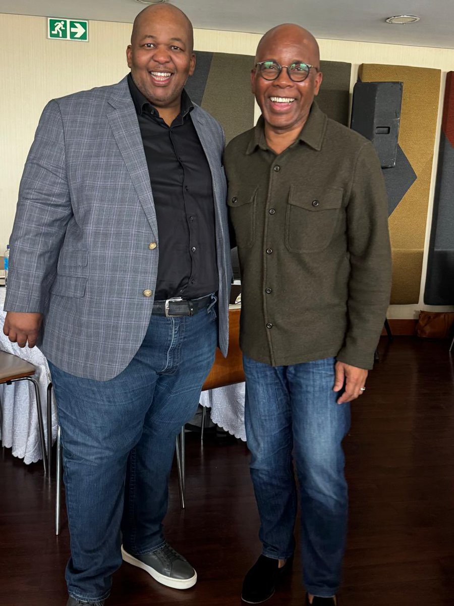 mteton's tweet photo. Thank you Sim Tshabalala for helping us rebuild a high performance and ethical culture in Eskom. #CustomerCentricity #Integrity #EmployeeEngagement https://t.co/661eIUUyXX