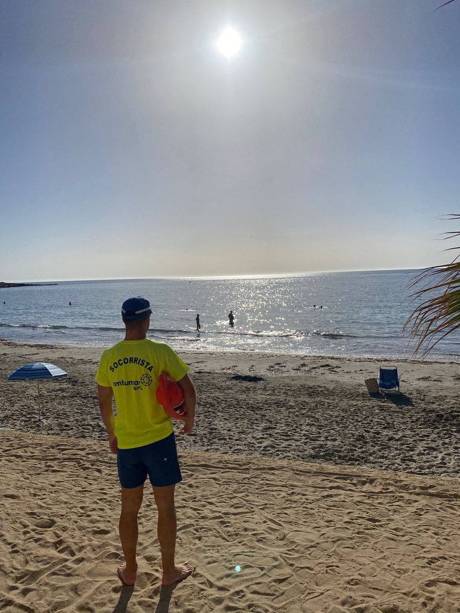 🗓️06/10/2024
📍Orihuela

Iniciamos servicio de #socorrismo en #playasdeorihuela con bandera verde 🟩 y mar en calma

Feliz domingo! ⛱️
#playasegura