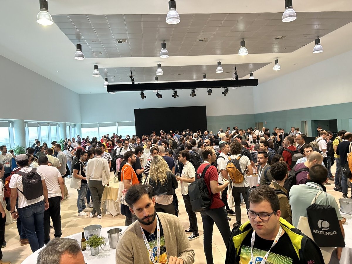 WeAreKairos_'s tweet photo. 🌐 Último día de @PyConES 

Nos espera un día increíble con las mejores charlas de la mano de los mejores expertos 🗣️

🎁 Te esperamos en nuestro stand, ven a conocernos y consigue merchandising exclusivo https://t.co/xkqnpDNz7a
