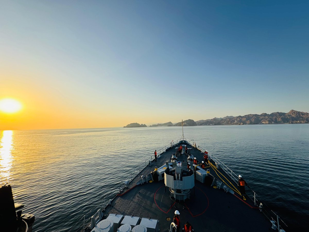 #IndianNavy ships on long-range training deployment arrived at #Muscat, #Oman on October 5. The port call signifies the strengthening of existing defence relations between India and Oman in the maritime domain