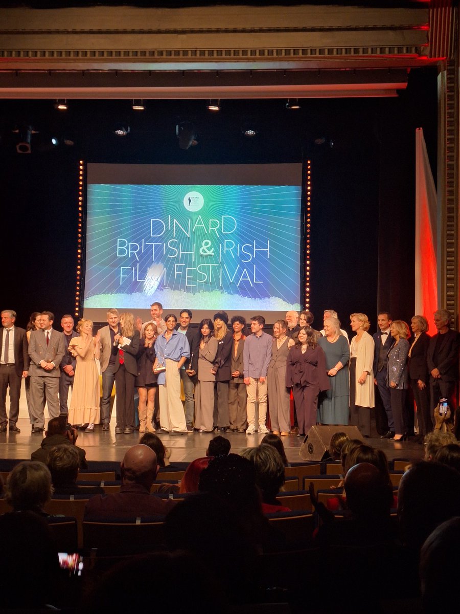 Vocable_English's tweet photo. Palmarès de la cérémonie de clôture du 35e @DinardFilm 

Prix du Jury : September Says 

Prix du public: Unicorns

Prix spécial jury Barrière : Unicorns

Prix Ouest France : Paul and Paulette are taking a bath

Prix court-métrage: Legacy

Meilleure interprétation : Lalor Roddy https://t.co/lJmpdqCD4V