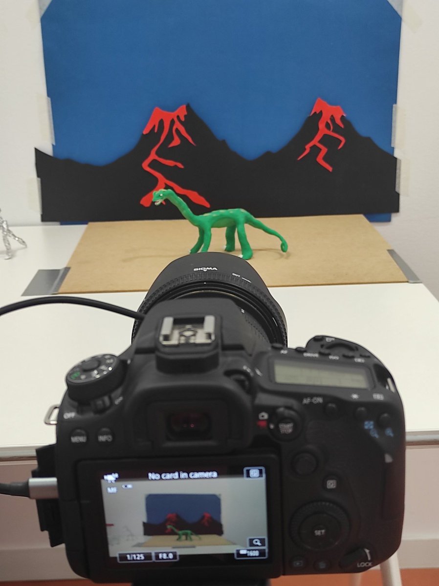 Todo listo para empezar nuestro taller de animación stopmotion PLASTIMUÑECOS del <a href="/micefestival/">M    I    C    E</a> en <a href="/EspacioQM/">Espacio Abierto Quinta de los Molinos</a> Será una mañana muy animada