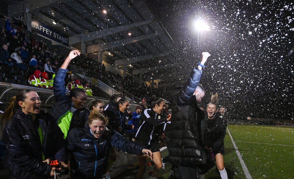 Good morning to <a href="/AthloneTownAFC/">Athlone Town AFC</a> 🏆😆

#WLOI | #LOI