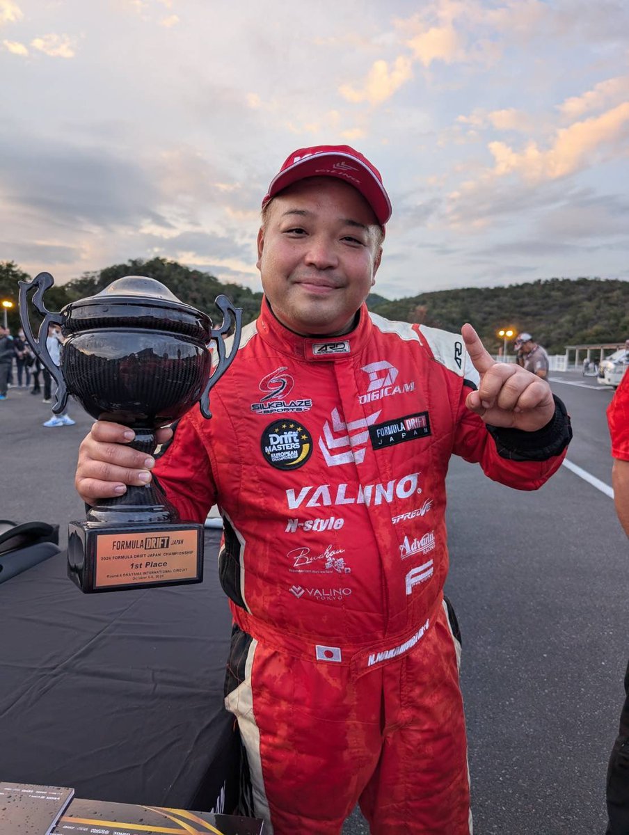Formula Drift JapanRd.6
優勝 TEAM VALINOｘN-Style 中村直樹

応援ありがとうございました。

#VALINO #NStyle #VALINOｘNStyle #SilkBlazeSports #FAVORE #DIGICAM #D1GP #86パラダイス #BuzzBreak