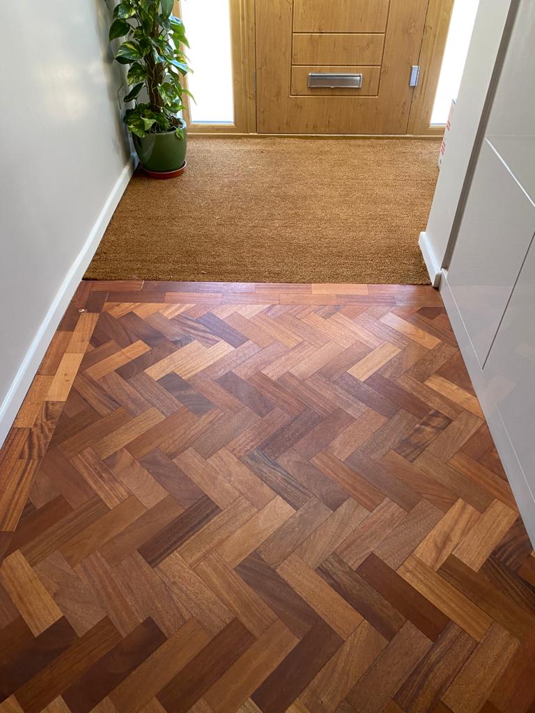 FlooringEdwards's tweet photo. Ready to transform your space with our expert flooring solutions?

Whether you're interested in engineered or parquet flooring, we’ll craft a personalised design that aligns with your vision. ✨

https://t.co/exikM7GWXS

#flooringcompany #bromley #flooring #woodflooring https://t.co/jVVYO57aFE