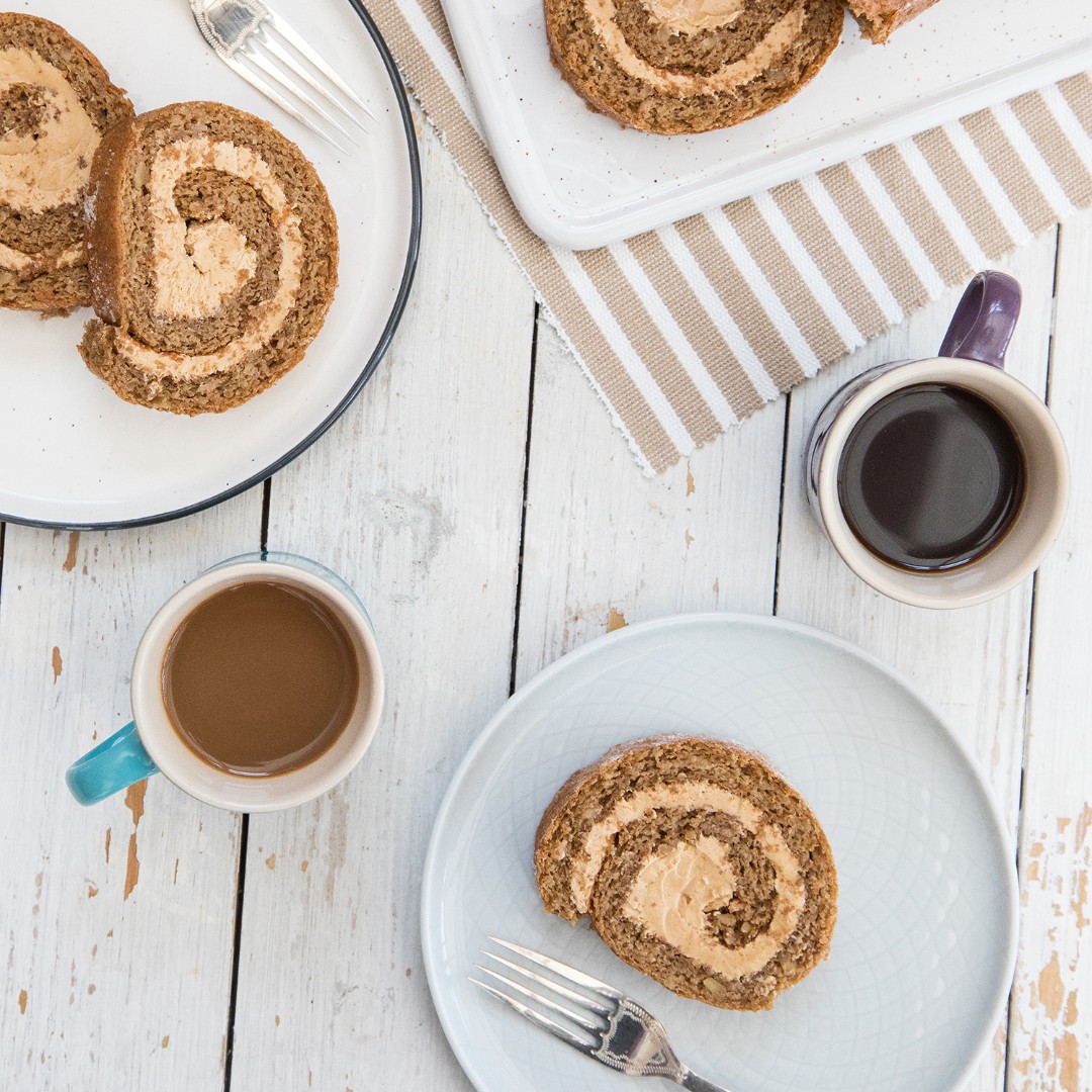 Sunday morning vibes, homemade Coffee, Cauliflower and Walnut Swiss roll, with a delicious cup of @peaberrycoffeeroasters coffee... delicious

#cakeswithsecretingredients #vegetablecakes #sundaymorning #shepherdshut #ruralretreat #airbnb #thamespath #ridgeway #weekendaway