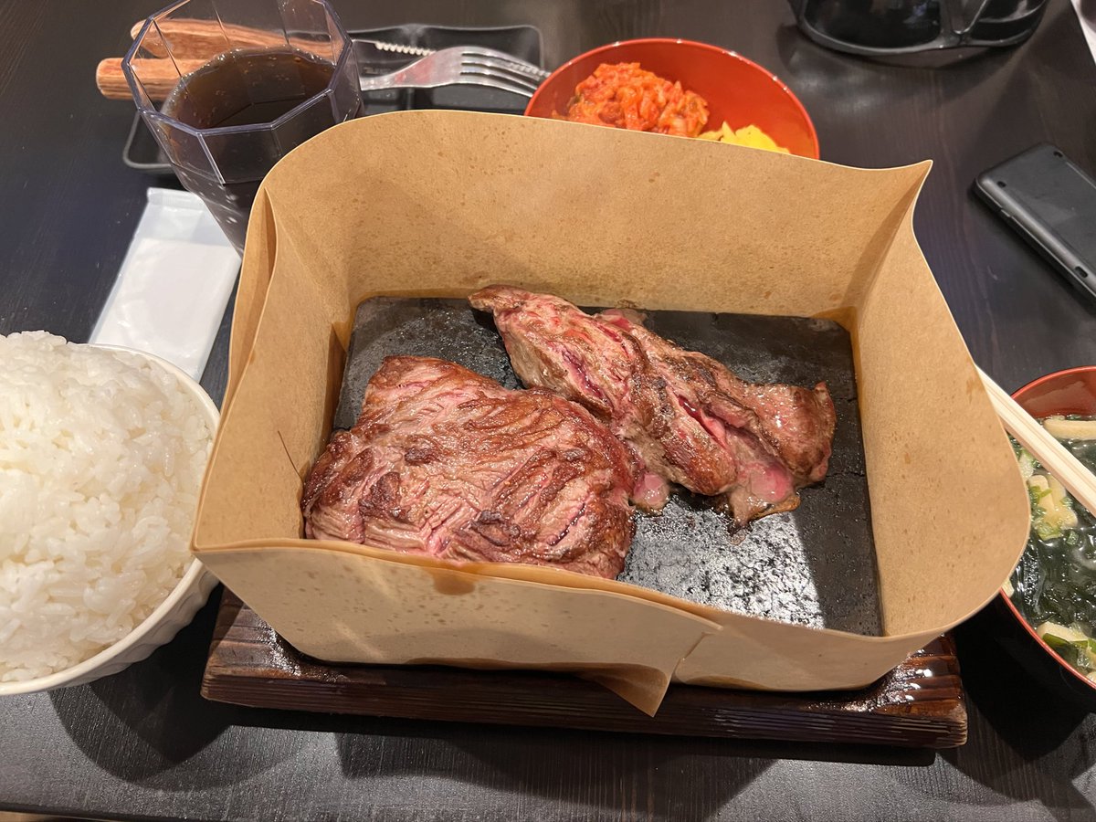 本日は久しぶりに <a href="/CQB_GHOST/">C.Q.B  GHOST</a> 神戸の定例会に参加させていただきました〜めちゃくちゃ久しぶりの軍装でしたが意外と（気温的に）行けました👍新しく買ったDDのMk18RISIIIコンプリートがめちゃくちゃ調子良くて幸せでした☺️サバゲ後は肉🍖