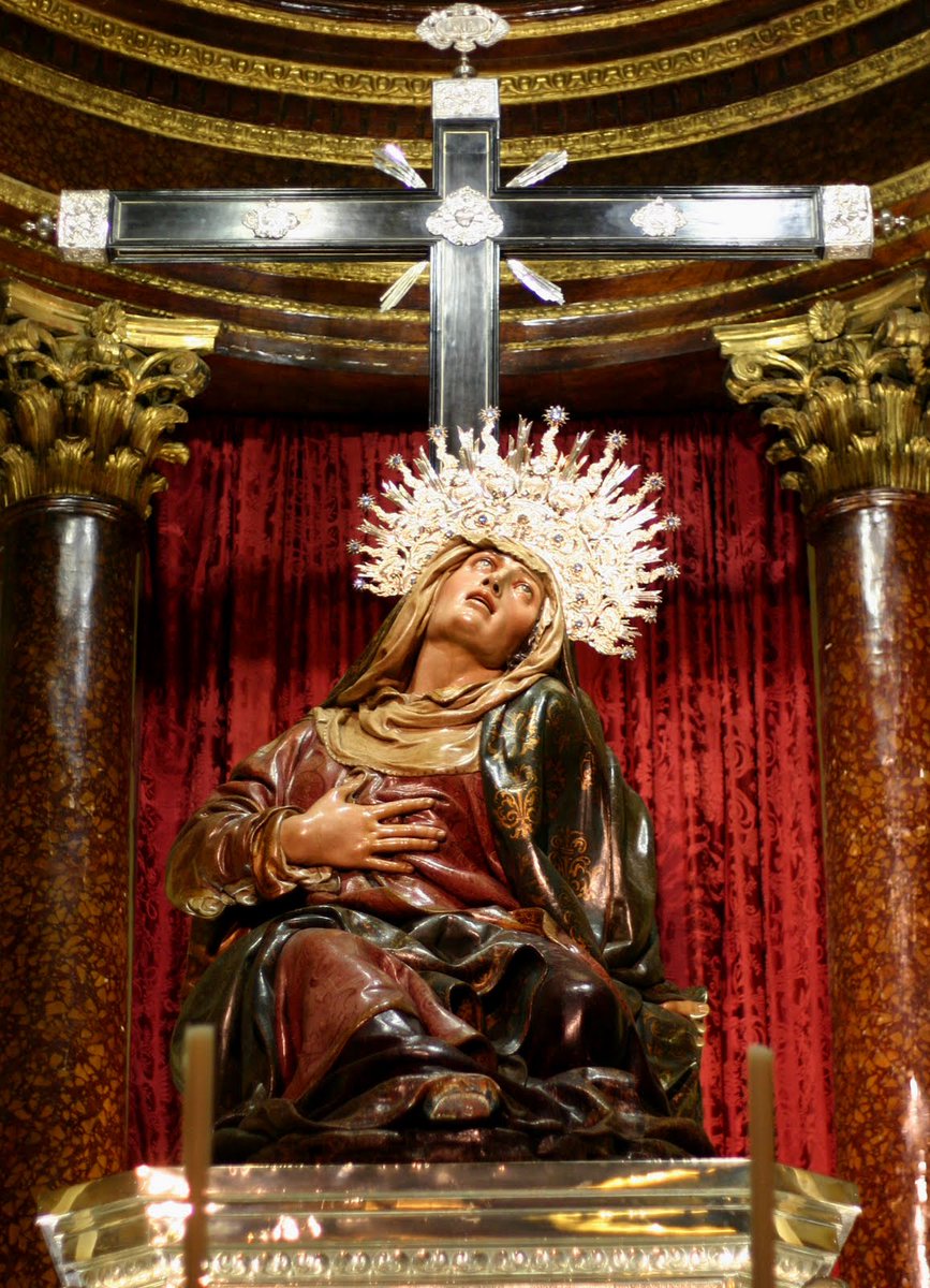 santicm68's tweet photo. @Betismylive @ArcoDelPostigo Estás Dolorosas de Valladolid, Veracruz y Angustias (Gregorio Fernández y Juan de Juni respectivamente) modelos iconográficos que han trascendido a la ciudad,las dos Coronadas y sublimes pero a la que se llama la Zapatona en Valladolid es a Las Angustias Un abrazo desde Pucela https://t.co/Yg92ay0u1Z
