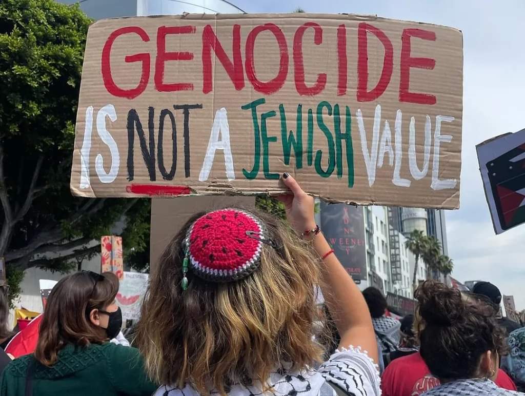 Ali4omNY's tweet image. Then why is the genocide an Israeli value?
Because Israel is NOT a Jewish state.
It is a ZIONIST state.
#GazaGenocide #LebanonGenocide 
🇱🇧 🇵🇸