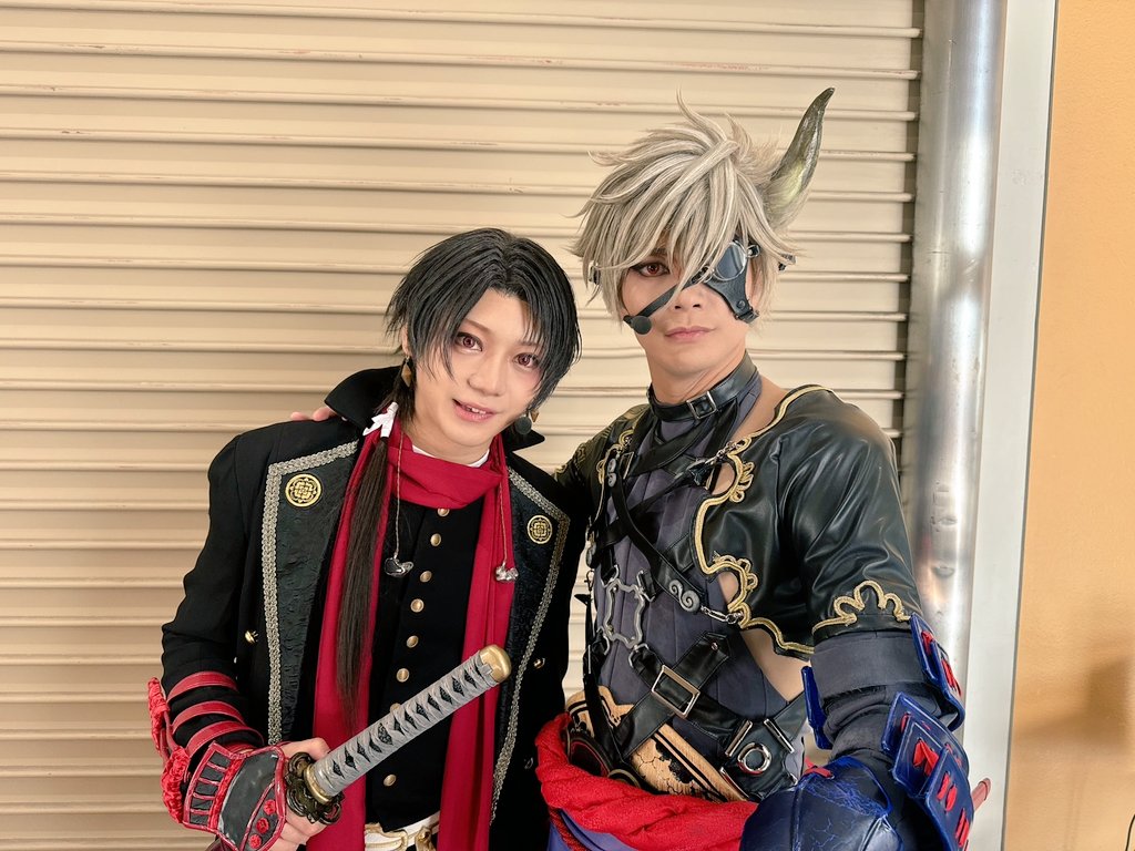 ミュージカル『刀剣乱舞』 祝玖寿 乱舞音曲祭
福井公演、無事終了しました！！

ありがとうございました！
ゲストのりゅうじくんと👍
 
初めて密に接したけど、ホントに素敵な人だったなー
とりさんに負けず劣らずめちゃくちゃいじってくるけど 笑

次は北海道👹

#刀ミュ