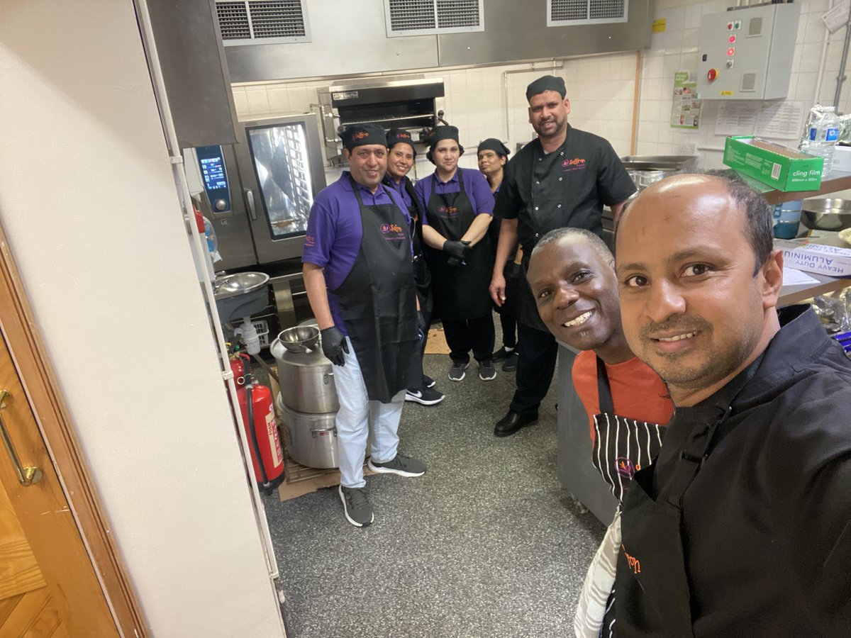 utrips's tweet photo. Amazing to cook for #SaffronKitchen in Chesterfield. Superb performance by the #KathakRockers. #Diwali2024 party. https://t.co/WLlGUjhqCp