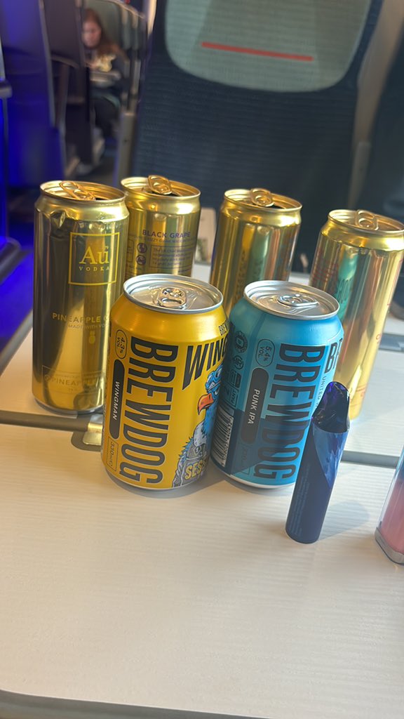 365KBT's tweet photo. Breakfast of Champions 

Up the Chels 🔵 https://t.co/caH3XOFFwy