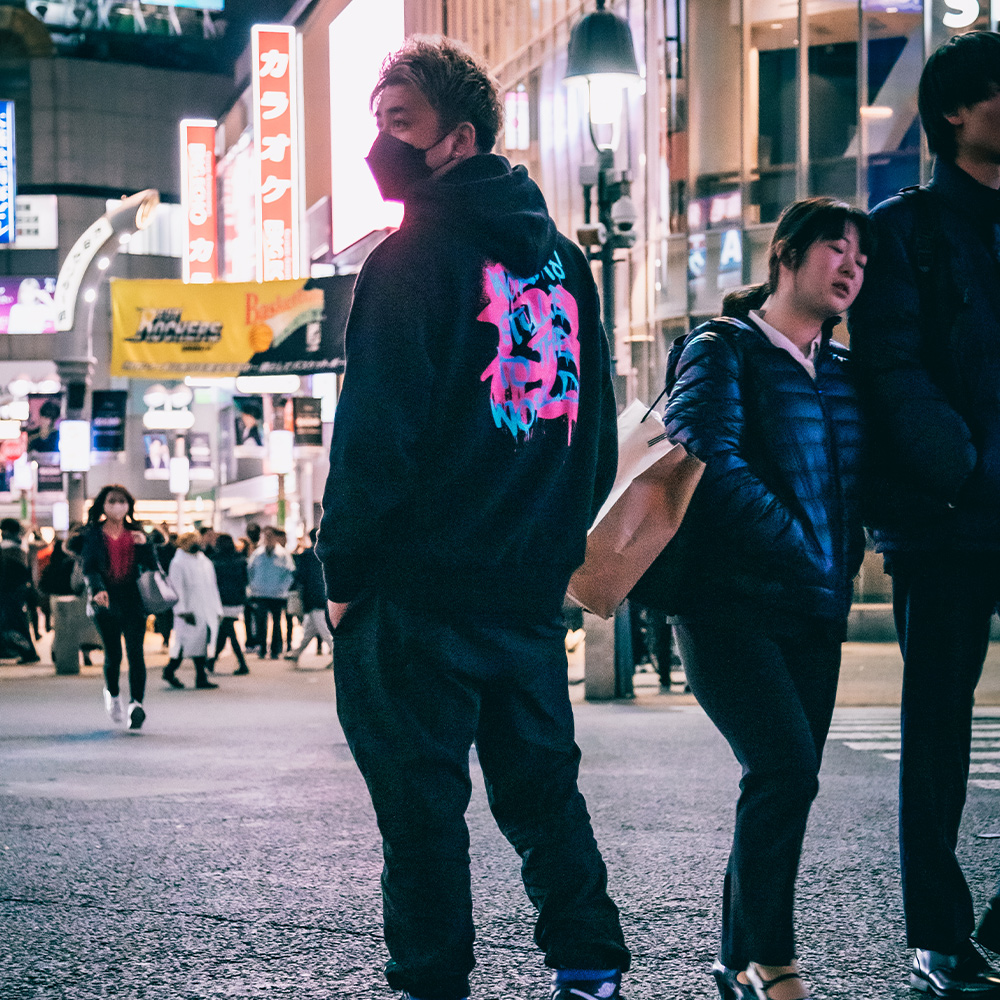 exjoints's tweet photo. LB paint logo Hoodie Black×Pink(P111-BKPK)
在庫あります。店頭及びオンラインで絶賛販売中！！
↓オンラインストアー↓
https://t.co/5auPl0SwXF
東京都町田市小川5丁目15-28 8号室
042-850-5156
#libertywalk #lbwk #lbworks 
#exjoints 
#パーカー #プリントロゴ https://t.co/ZFjjrgt8Gz