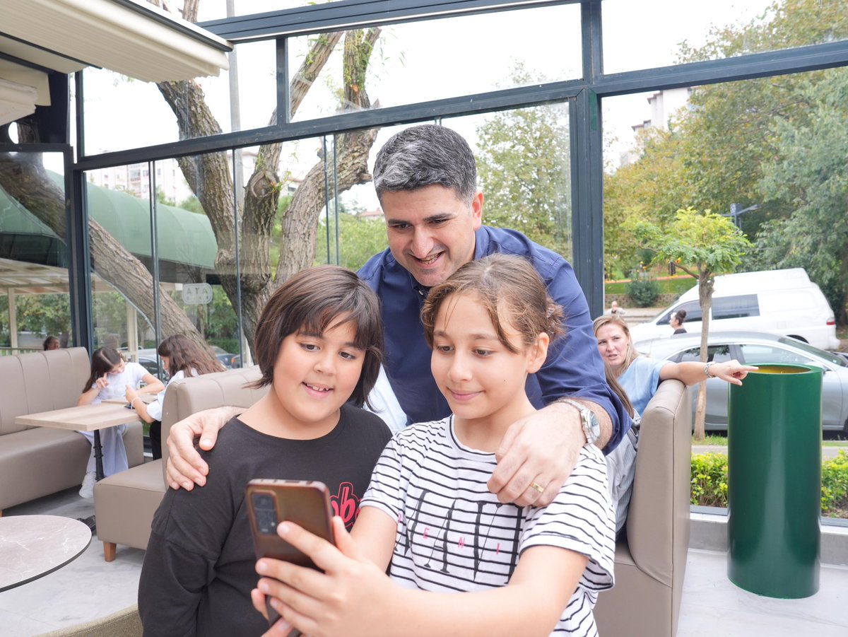 onursaladiguzel's tweet photo. Parklarımızı ziyaret ederek, komşularımızın pazar keyiflerine ortak olduk. Keyifli pazarlar ☀️ https://t.co/cuYHH89y1H