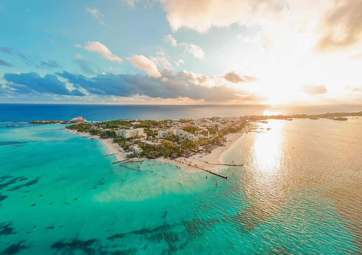 Gracias a su belleza inigualable, nuevamente #IslaMujeres es reconocida a nivel internacional y se encuentra dentro del 𝗧𝗼𝗽 𝗱𝗲 𝗜𝘀𝗹𝗮𝘀 ⬆️ de 𝗥𝗲𝘀𝘁 𝗼𝗳 𝗡𝗼𝗿𝘁𝗵 𝗔𝗺𝗲́𝗿𝗶𝗰𝗮 

#SigamosTransformando🩷 #4TENEA