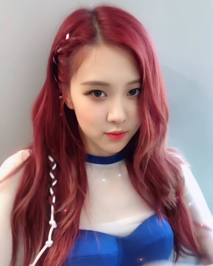 rshourly's tweet photo. #로제 #ROSÉ https://t.co/DkjWsQTSB8