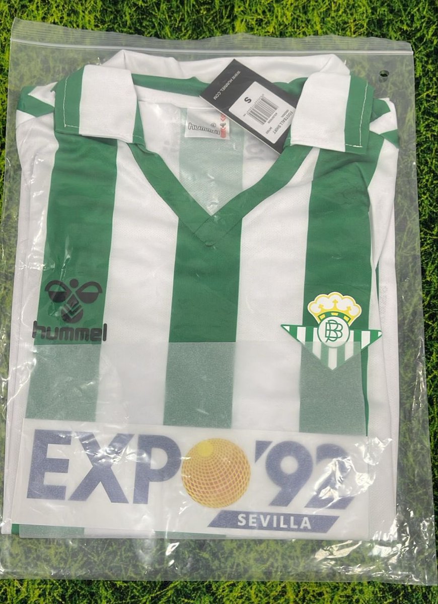 Siguen saliendo pedidos 📦

No te quedes sin el tuyo ⏳

Camisetas Retro de todos los equipos en oferta este mes 🚨