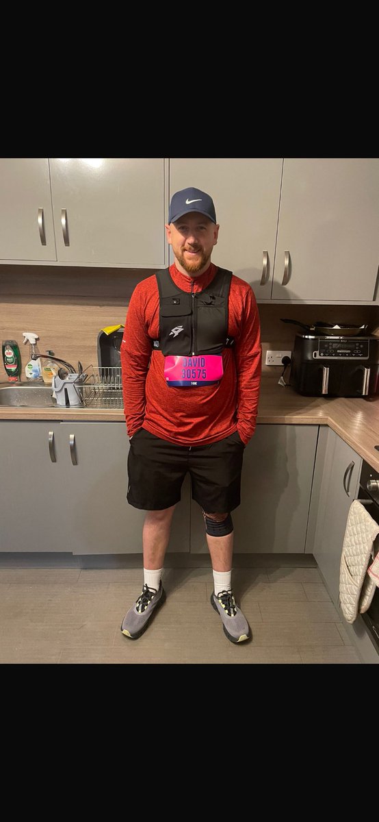 DavidRe23731365's tweet photo. Job done. First ever 10k done ✔️ 💯% it won’t be the last. Need to aim for under an hour now. Going to squeeze a few 5k’s in before the years out then aim for 5/6 10k runs next year. Thanks to everyone who donated to the cause ❤️ https://t.co/Fl53SpwXCl