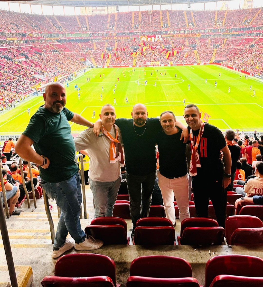 #BugünGünlerdenGalatasaray
