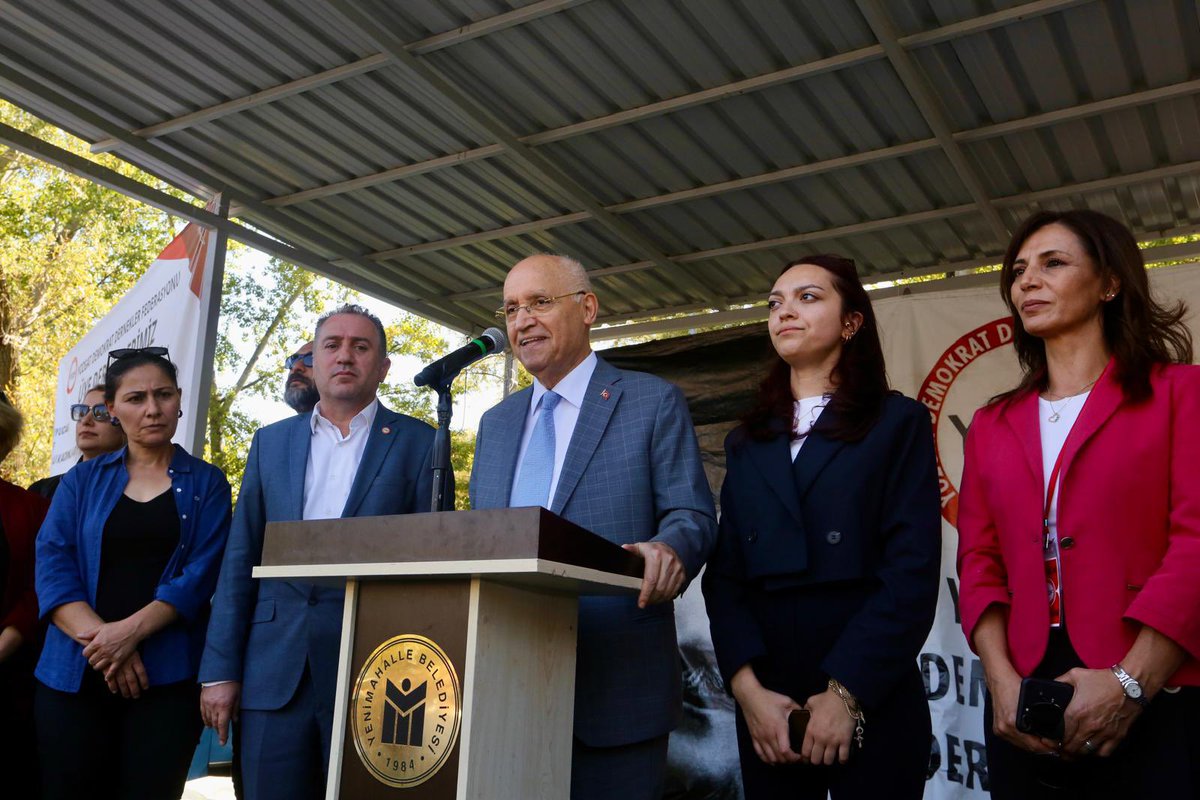 fethiyasar's tweet photo. Ankara Büyükşehir Belediye Başkanımız Sn. Mansur Yavaş, Ankara Milletvekilimiz Sn. Umut Akdoğan, Ankara İl Başkanımız Sn. Ümit Erkol, Ankara Kent Konseyi Başkanımız Sn. Halil İbrahim Yılmaz ve değerli konuklarla birlikte, Yozgat Demokrat Dernekler Federasyonu’nun Yakacık Mesire Alanımızda düzenlediği ‘Yozgatlılar Buluşuyor’ etkinliğine katıldık. Kendilerini Yakacık Mesire Alanımızda ağırlamaktan memnuniyet duyduk.

Doyduğu yere sahip çıkıp, doğduğu yeri de unutmayan, kamu yararına hizmet üreten hemşeri derneklerine destek oluyoruz, destek olmaya devam edeceğiz.

@mansuryavas06
