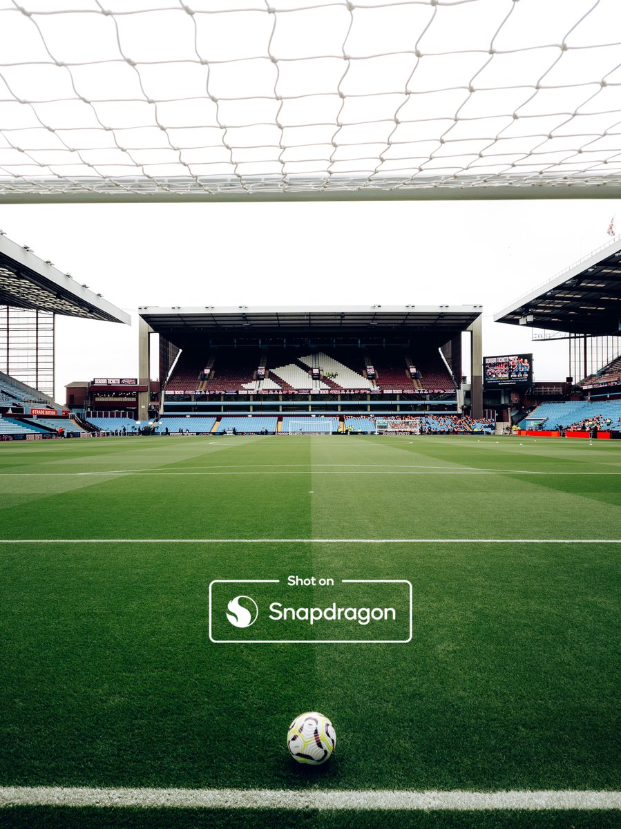 ManUtd's tweet photo. 📌 Villa Park

🤳 @Snapdragon 

#MUFC || #ShotOnSnapdragon https://t.co/Wq6xMu2nBN