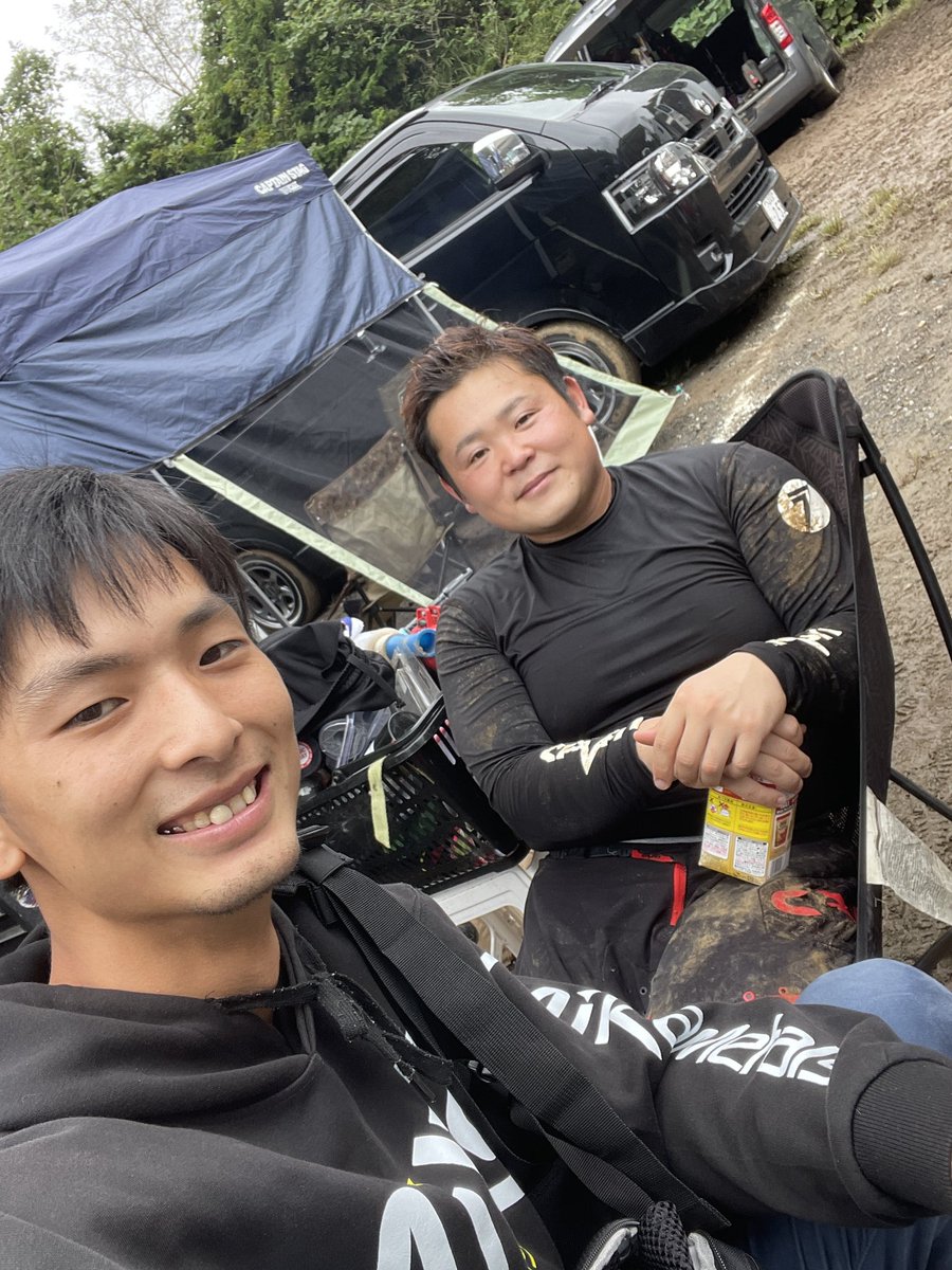 kk20010114's tweet photo. 今日は全日本の片付けを午前中に終わらして、午後はキッズ達の応援に408へ

408攻略レッスンを行った元気君が、7位/8位で両ヒートまとめてシングルフィニッシュと大健闘🙌 https://t.co/K5lIYLV61j