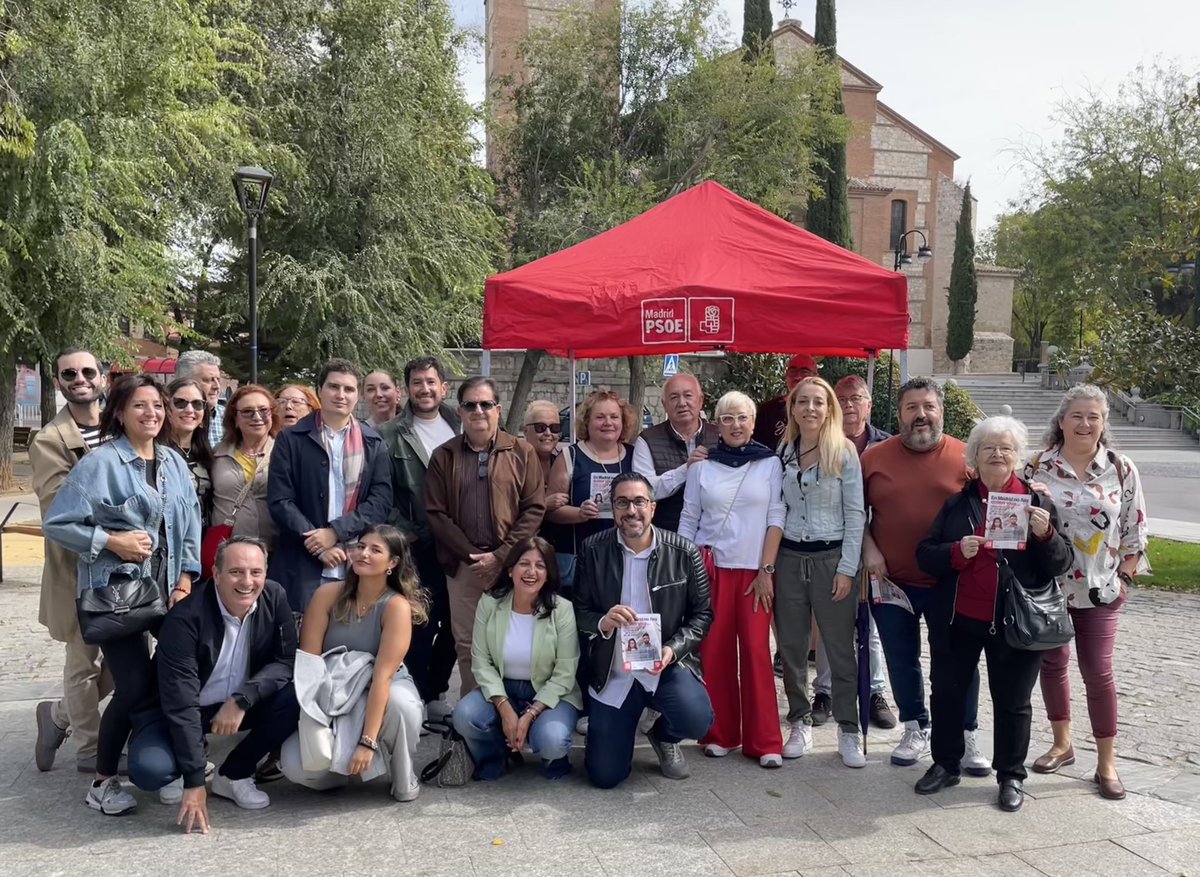 diegortizpsoe's tweet photo. ¡Hoy día 6 de octubre, como siempre, por y para Pinto! 

Por una vivienda digna y una mejor ciudad para tod@s ❤️🌹

  @psoe_m @psoepinto https://t.co/vluNgTSAJJ