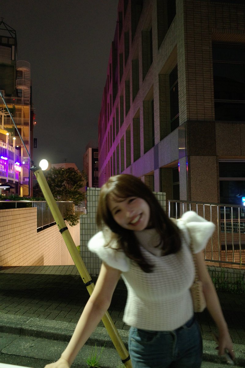 夜のお散歩しよ🐈 https://t.co/heTYBhZhBU