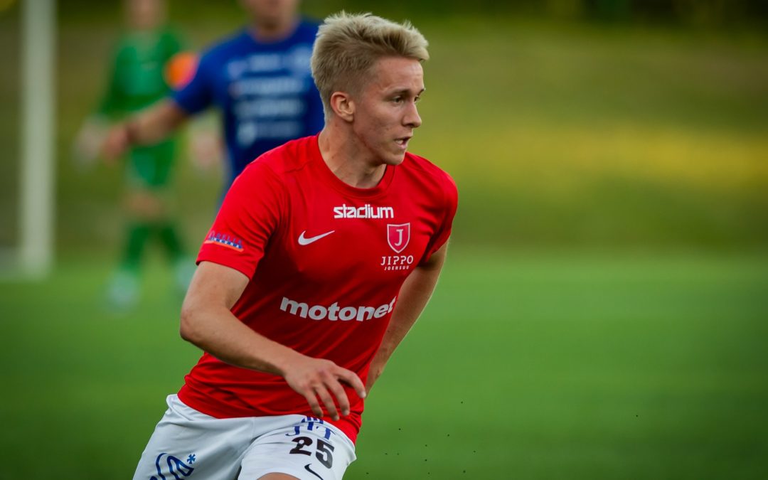 OTTELURAPORTTI. 🔴⚪⚫

Eilisen voiton raportti on luettavissa nettisivuillamme päävalmentaja Hallikaisen kommenteilla!
Lue lisää: jippo.fi/urheilukaupunk…

📷 <a href="/fotomik/">Mikko Kalavainen</a> #jippo #ykkösliiga #asennepunaisella