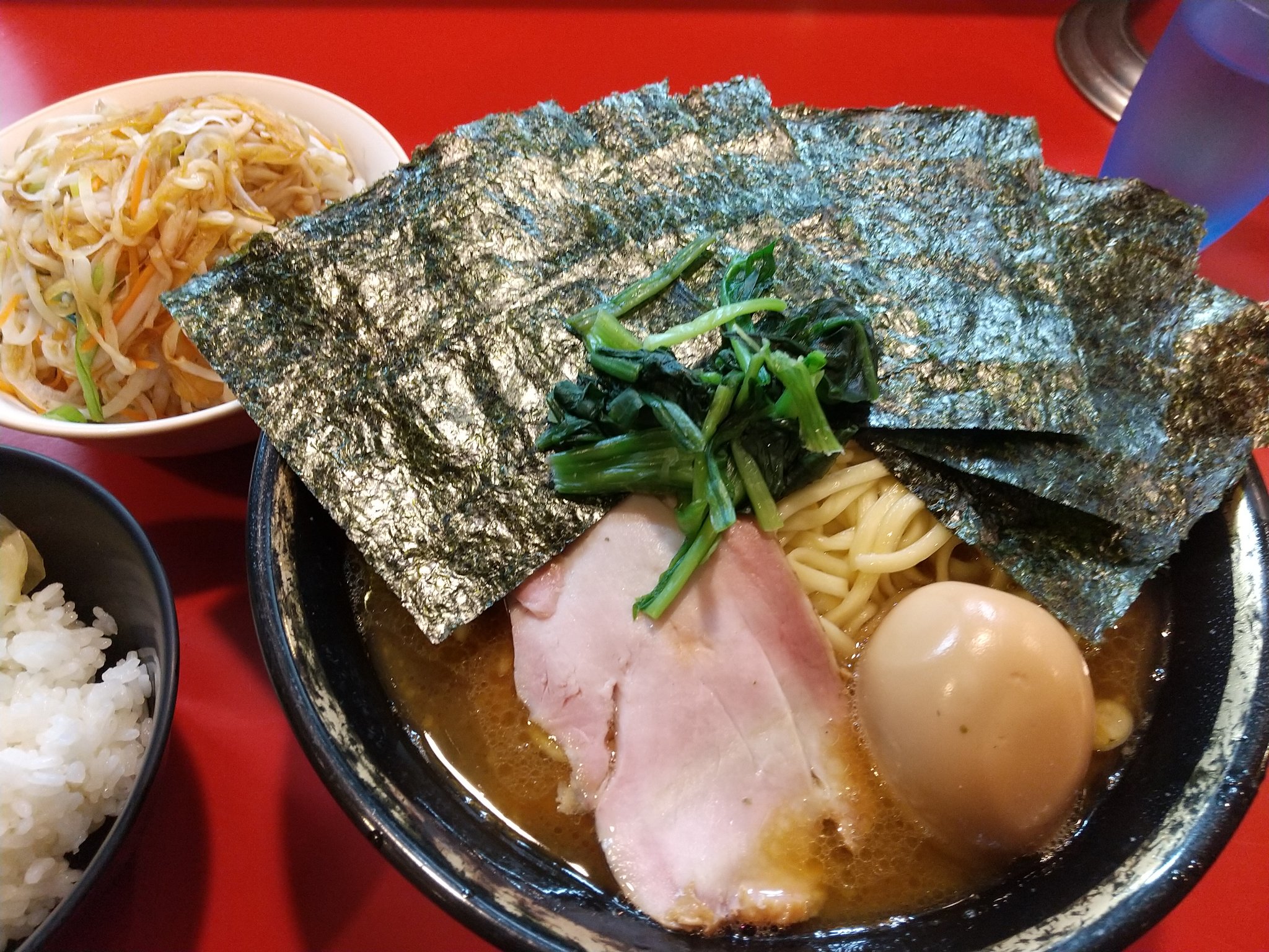 吉村家 どんぶり レア Amazon.co.jp: 吉村家 ラーメン どんぶり 銘店伝説 アイランド