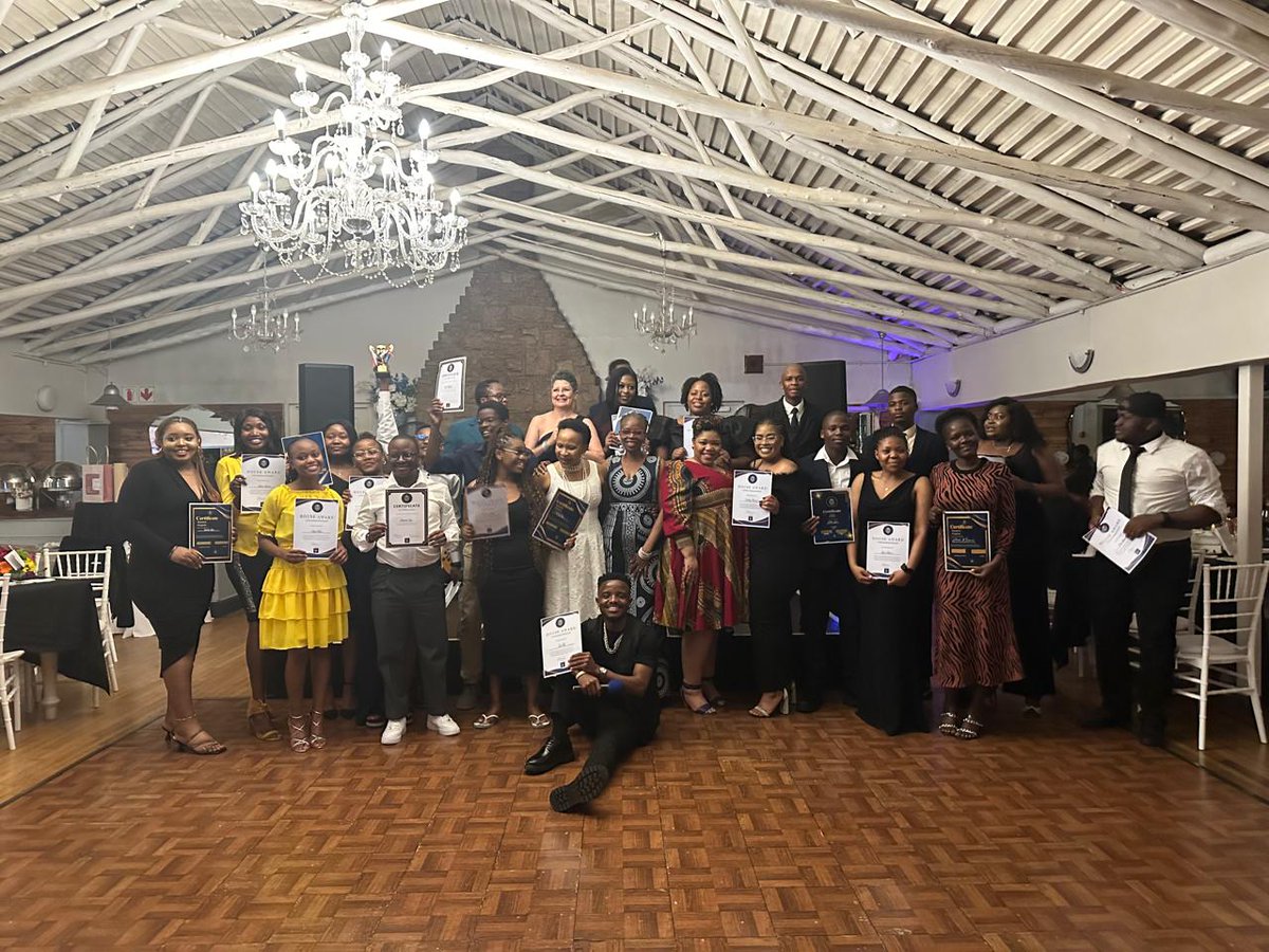Celebrating academic excellence with our postgrads 👌🏽 Was truly humbling to get a standing ovation after my keynote address. These intergenerational conversations are critical for our shared humanity 🖤❤